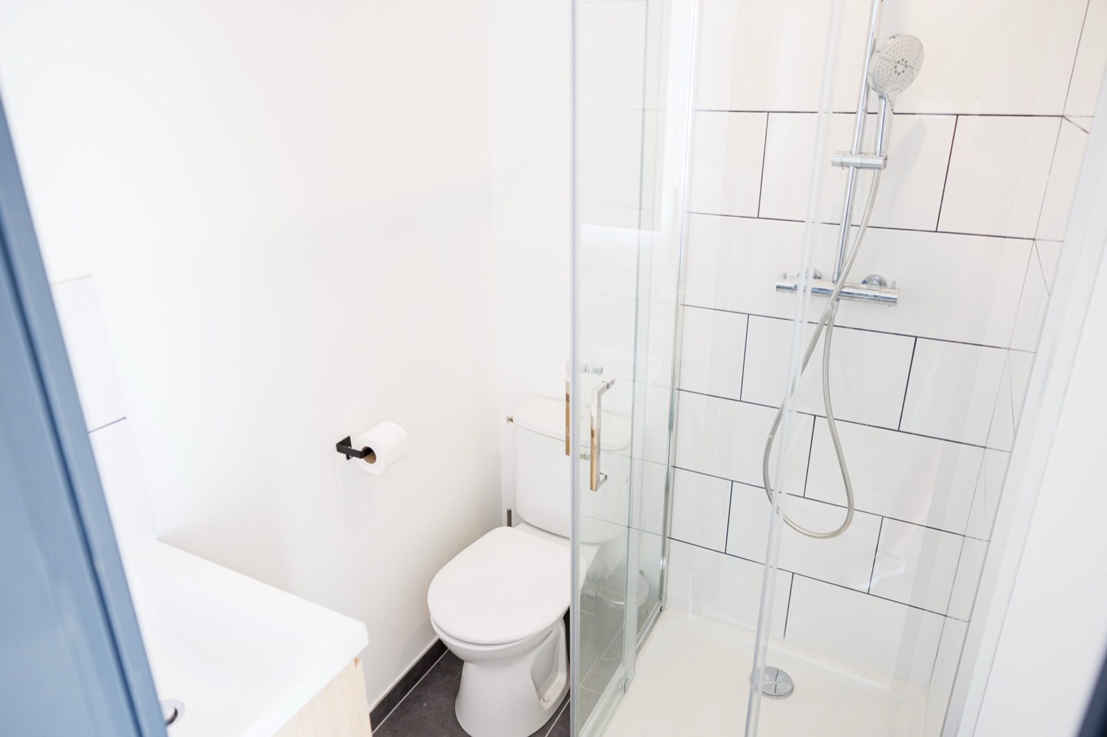 Chambre — Coliving Thenard — photo 3 du logement en coliving