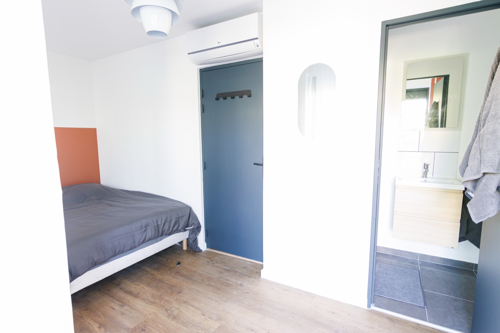 Chambre — Coliving Thenard — photo 2 du logement en coliving
